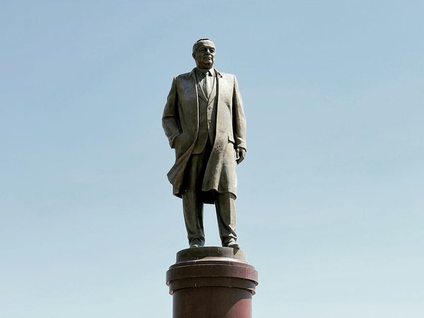 Comment le tourisme durable peut-il être intégré dans les destinations populaires ?